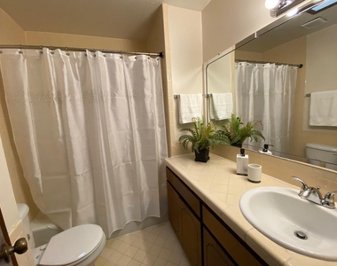 215 Mulberry Avenue - Photo Thumbnail 25