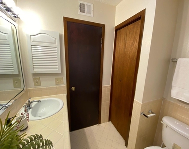 215 Mulberry Avenue - Photo Thumbnail 21