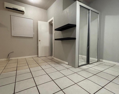 14260 Montana Avenue - Photo Thumbnail 2