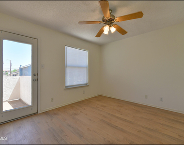253 Summerbrooke Court - Photo Thumbnail 26