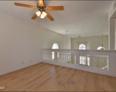 253 Summerbrooke Court - Photo Thumbnail 27