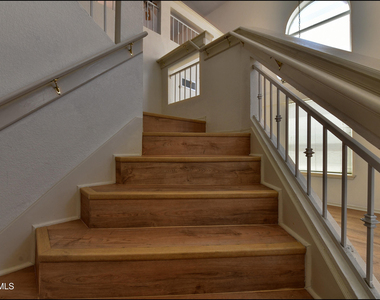 253 Summerbrooke Court - Photo Thumbnail 23