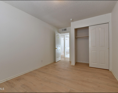 253 Summerbrooke Court - Photo Thumbnail 39