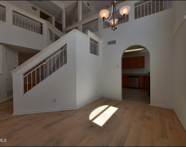 253 Summerbrooke Court - Photo Thumbnail 10
