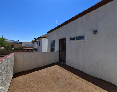 253 Summerbrooke Court - Photo Thumbnail 30