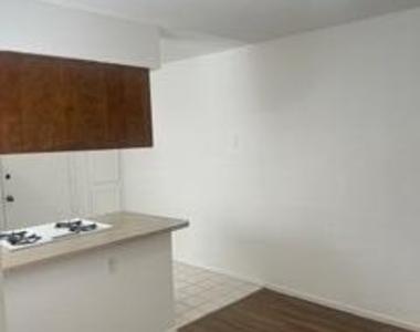 2851 Anise Drive - Photo Thumbnail 6