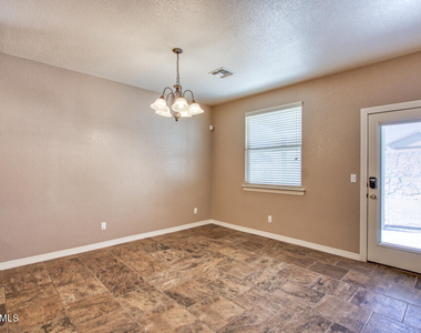 221 S Stoneside Drive - Photo Thumbnail 9