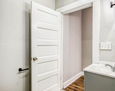 3622 Douglas Avenue - Photo Thumbnail 22