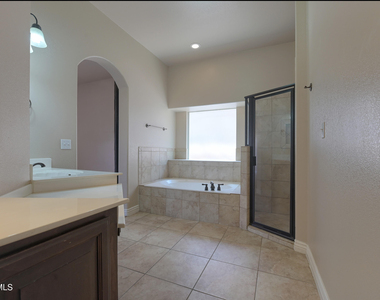 11420 Victor Flores Place - Photo Thumbnail 31