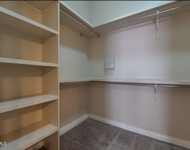 11420 Victor Flores Place - Photo Thumbnail 32