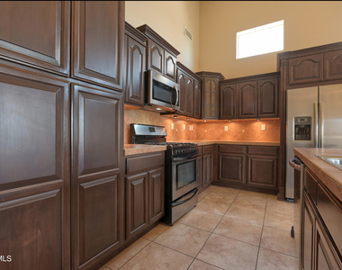11420 Victor Flores Place - Photo Thumbnail 15