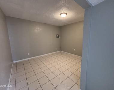 14260 Montana Avenue - Photo Thumbnail 8