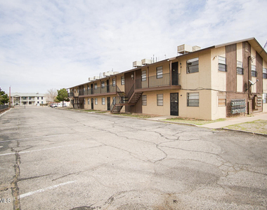 4700 Maxwell Avenue - Photo Thumbnail 12
