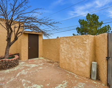 3120 Wayside Street - Photo Thumbnail 4