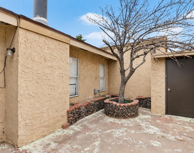 3120 Wayside Street - Photo Thumbnail 5