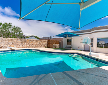 7033 San Marino Drive - Photo Thumbnail 38