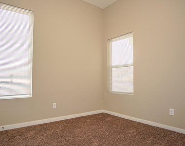 7788 Enchanted Falcon Lane - Photo Thumbnail 24