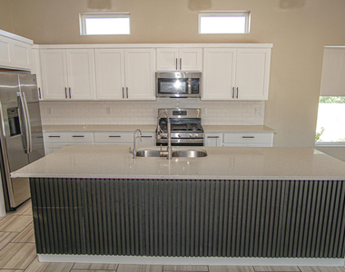 7788 Enchanted Falcon Lane - Photo Thumbnail 12