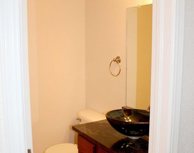 1720 Firehouse Drive - Photo Thumbnail 7