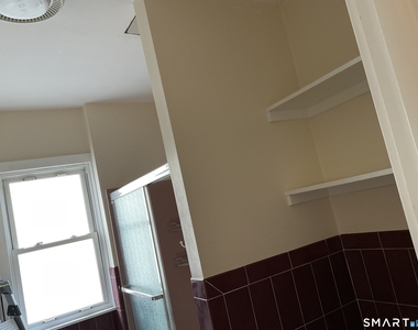 37 Homestead Avenue - Photo Thumbnail 9