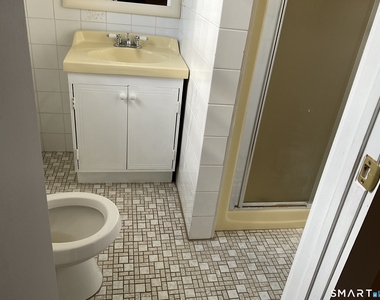 37 Homestead Avenue - Photo Thumbnail 5