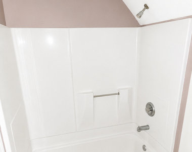 55 Bronx Avenue - Photo Thumbnail 9