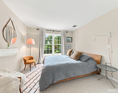 11 Belaire Drive - Photo Thumbnail 12