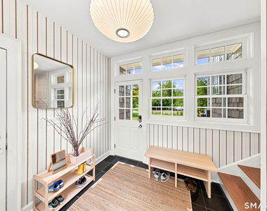 11 Belaire Drive - Photo Thumbnail 7