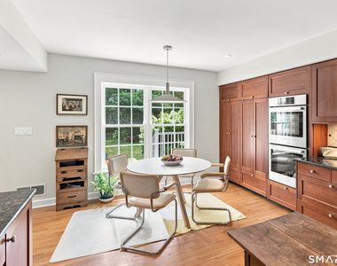 11 Belaire Drive - Photo Thumbnail 3