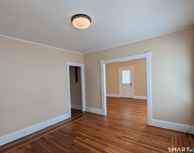 24 Thompson Court - Photo Thumbnail 4