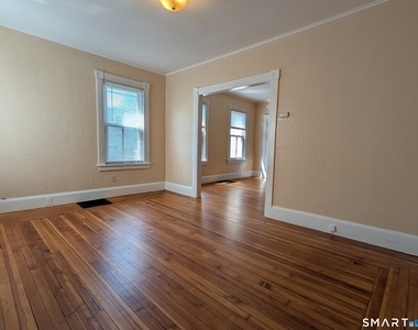 24 Thompson Court - Photo Thumbnail 3
