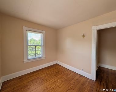 24 Thompson Court - Photo Thumbnail 8