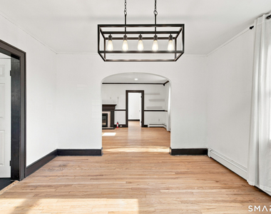 109 Johnson Street - Photo Thumbnail 12