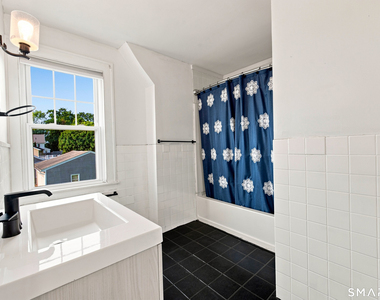 109 Johnson Street - Photo Thumbnail 22