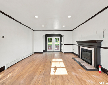109 Johnson Street - Photo Thumbnail 7