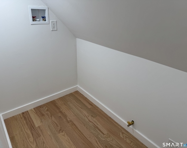 263 Hawley Avenue - Photo Thumbnail 12