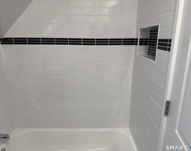 263 Hawley Avenue - Photo Thumbnail 9