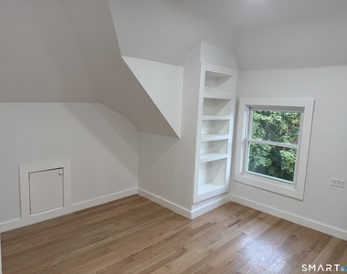 263 Hawley Avenue - Photo Thumbnail 16