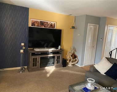 1645 Quinnipiac Avenue - Photo Thumbnail 5