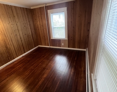 96 Putnam Street - Photo Thumbnail 13