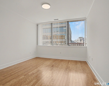 485 Summer Street - Photo Thumbnail 4