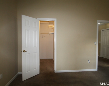 8005 Heartwood Lane - Photo Thumbnail 18
