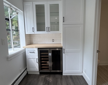 32 Chestnut Hill Road - Photo Thumbnail 5