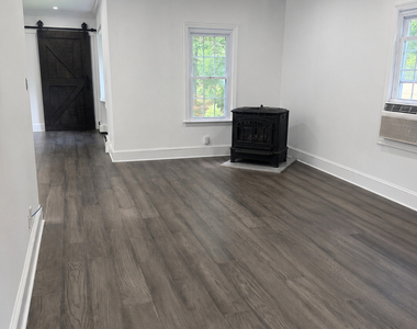 32 Chestnut Hill Road - Photo Thumbnail 15