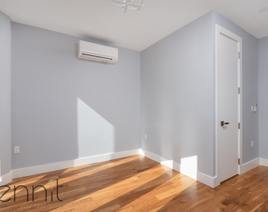 56 Ainslie Street - Photo Thumbnail 5