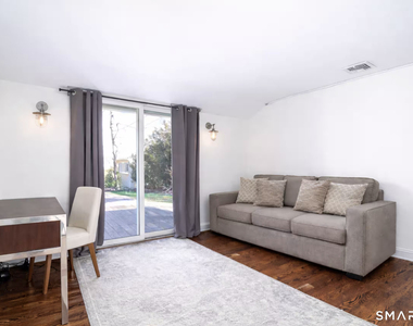 58 Davenport Drive - Photo Thumbnail 14