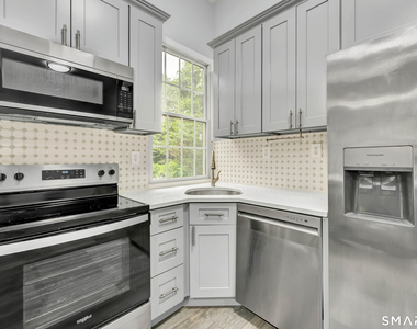 14 Bryan Lane - Photo Thumbnail 20