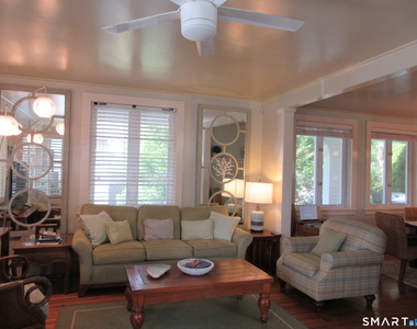 10 Elliott Avenue - Photo Thumbnail 2