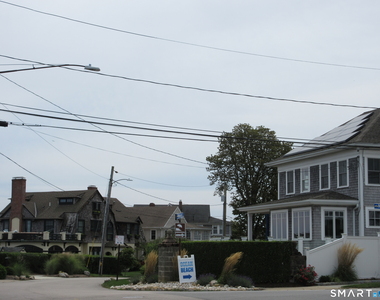 10 Elliott Avenue - Photo Thumbnail 15