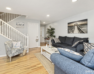 22 West Walk - Photo Thumbnail 15